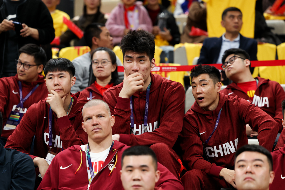 包含CBA常规赛窗口期走向成谜，多特蒙德防线松动，气氛紧张，高层口径保持一致的词条-九游官网入口活动